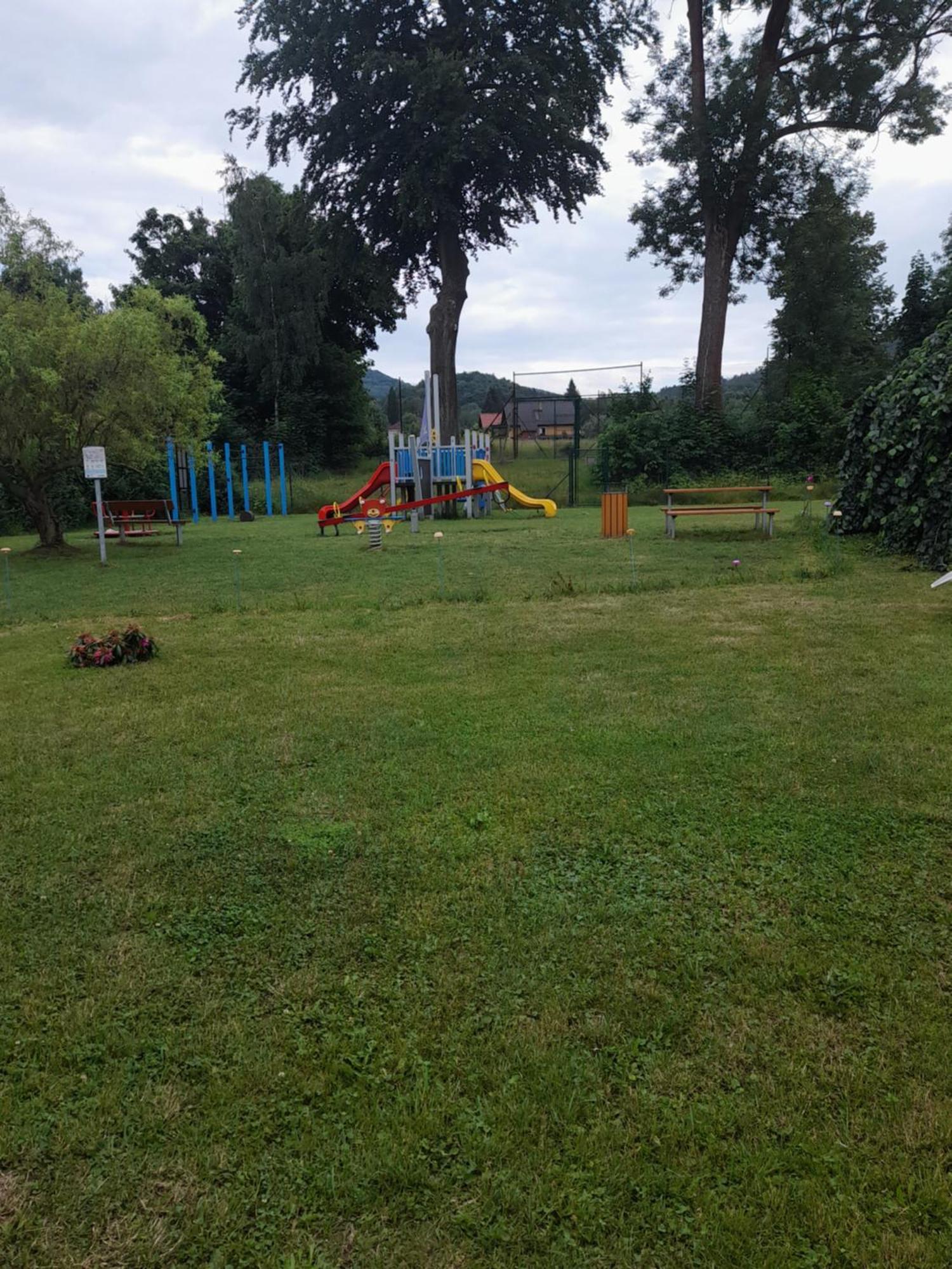 Penzion SKLAŘSKÁ HOSPODA Chřibská Exterior foto