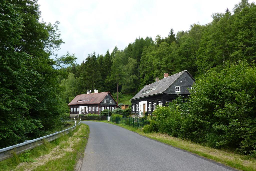 Penzion SKLAŘSKÁ HOSPODA Chřibská Exterior foto